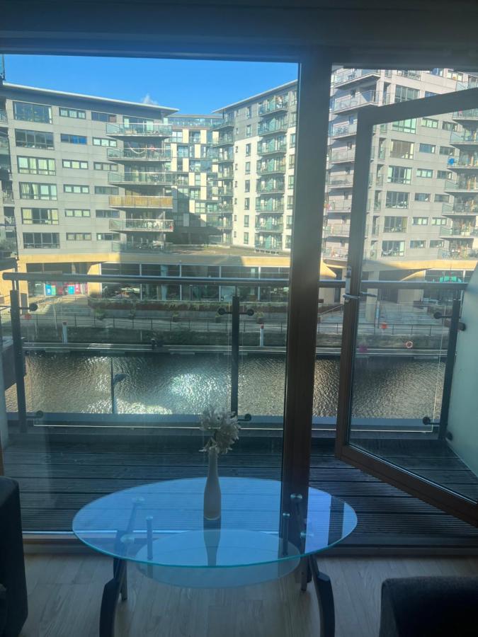 Clarance Docks Apartment Leeds  Buitenkant foto